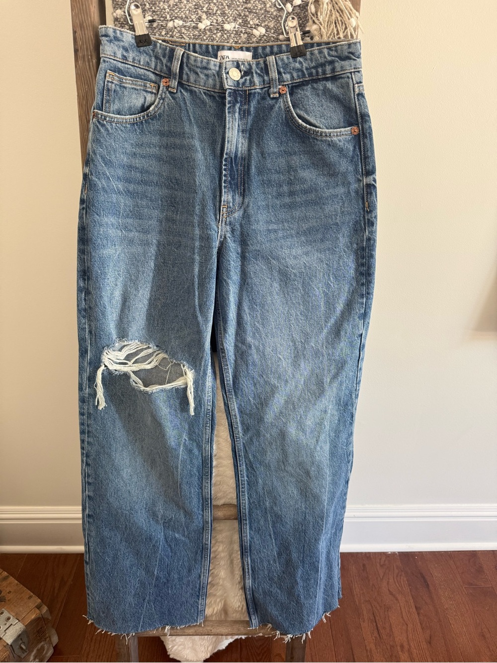 Zara High-Rise Distressed Straight Leg Jeans - Medium Blue